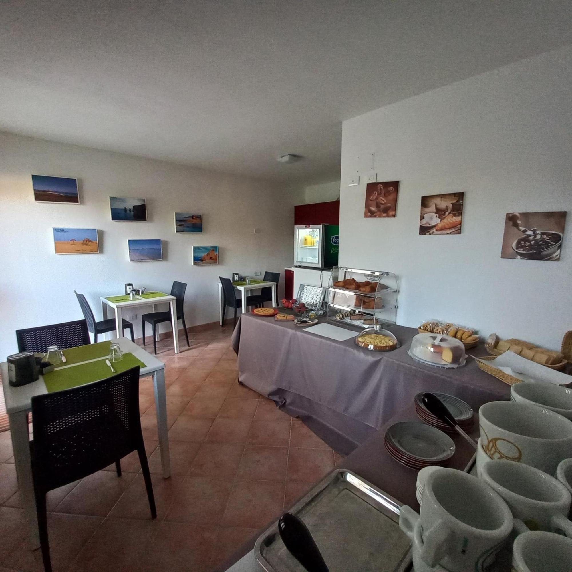 Mivida "Le Stanze Di Ada" Bed and Breakfast San Teodoro  Buitenkant foto