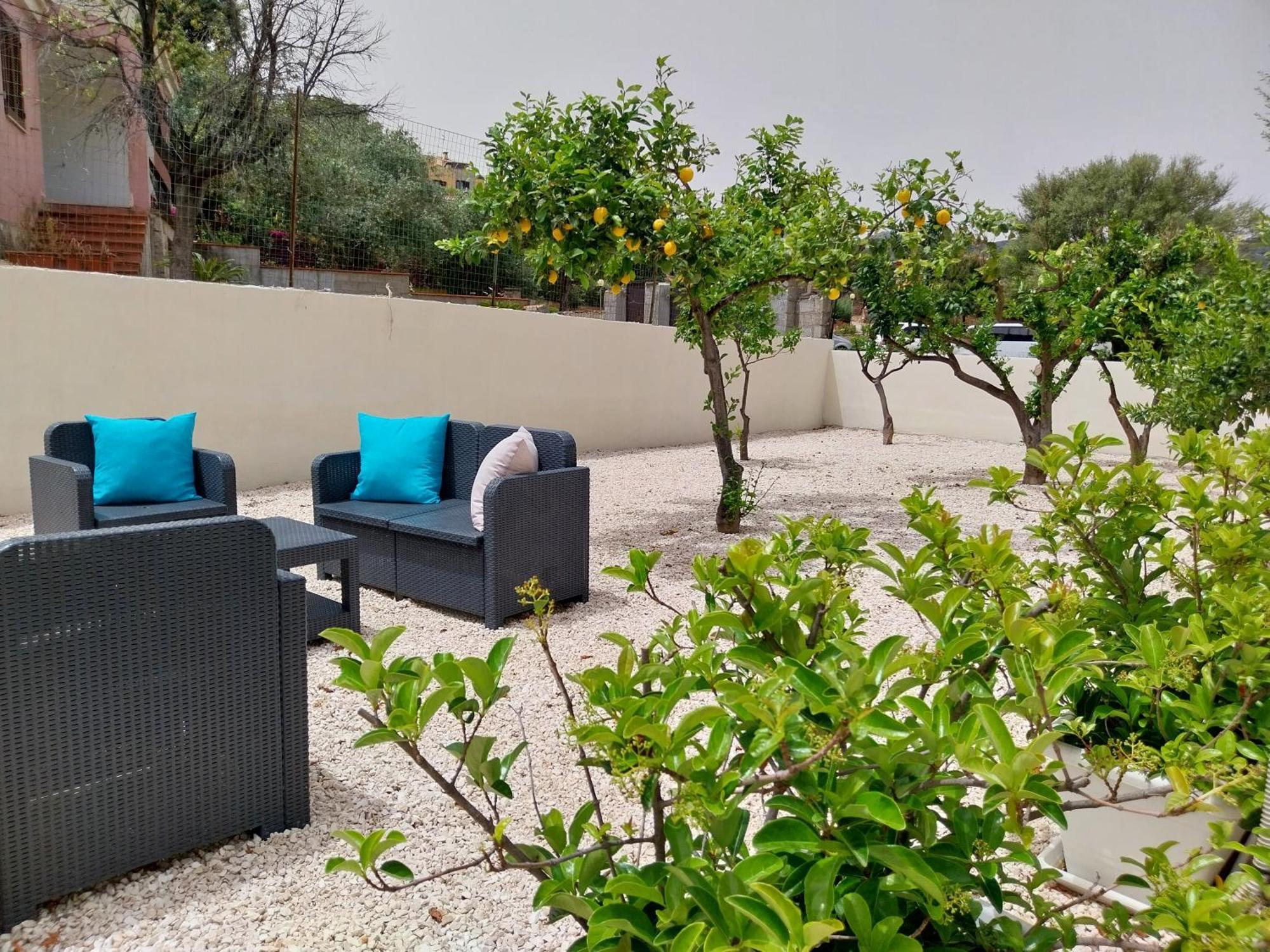 Mivida "Le Stanze Di Ada" Bed and Breakfast San Teodoro  Buitenkant foto