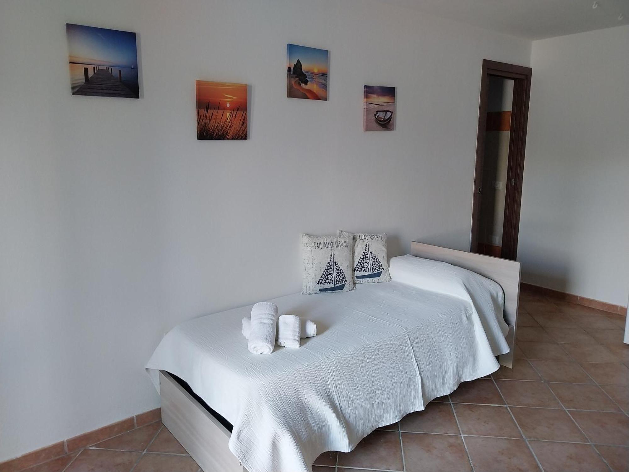 Mivida "Le Stanze Di Ada" Bed and Breakfast San Teodoro  Buitenkant foto